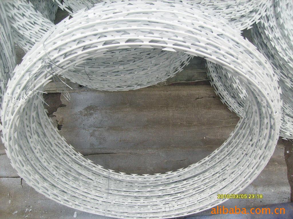 【供應刀片刺繩】價格,廠家,圖片,金屬絲繩制品,安平縣麒麟金屬網(wǎng)廠-