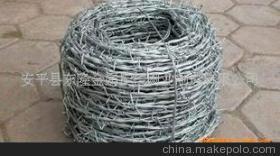【出廠價供應場地的隔離防護刺繩 刀片刺網(圖)】價格,廠家,圖片,金屬絲繩制品,安平縣東隆金屬護欄網業制造-